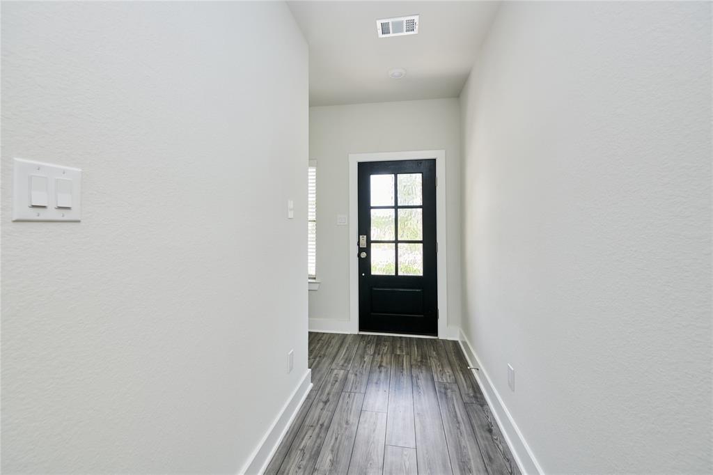 10647 Whitejacket, Conroe, Texas image 3