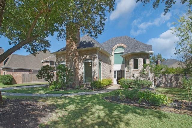 17902 Fernbluff Drive, Spring, Texas image 1