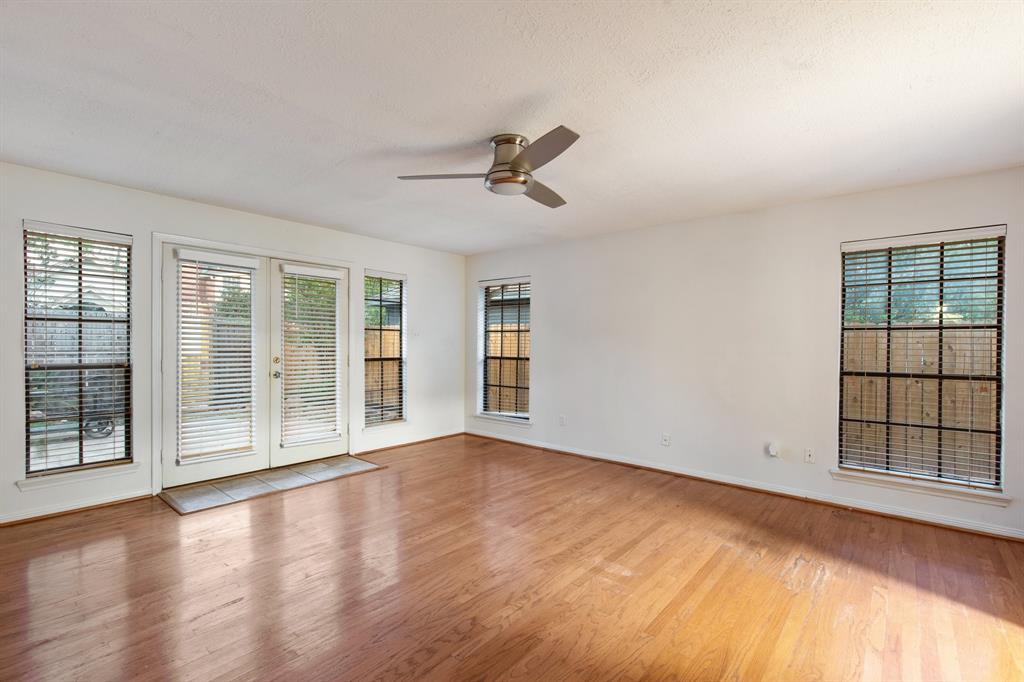 17902 Fernbluff Drive, Spring, Texas image 24