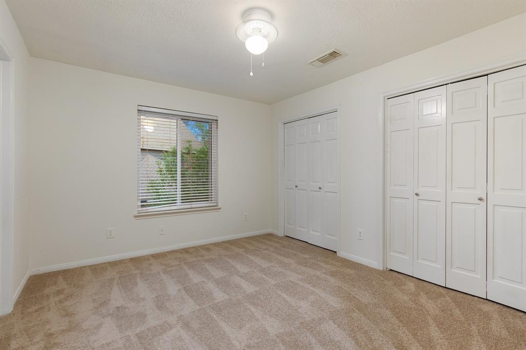 17902 Fernbluff Drive, Spring, Texas image 18