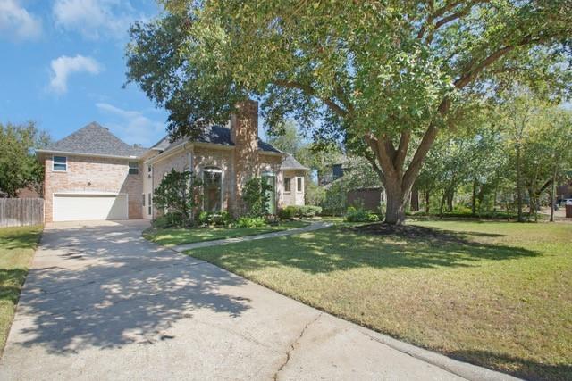 17902 Fernbluff Drive, Spring, Texas image 31