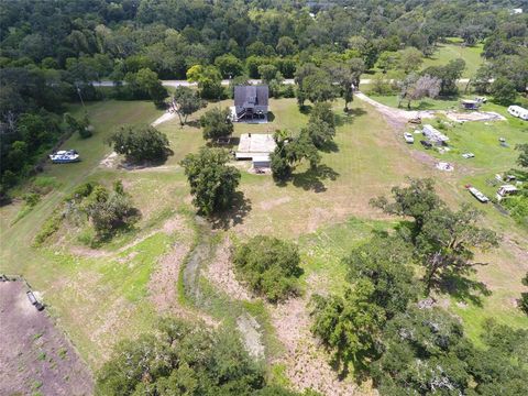 A home in Brazoria