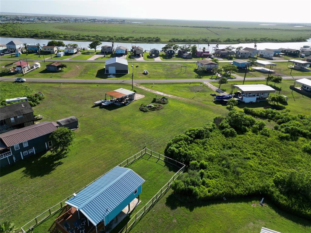 Blue Water Blvd, Sargent, Texas image 8