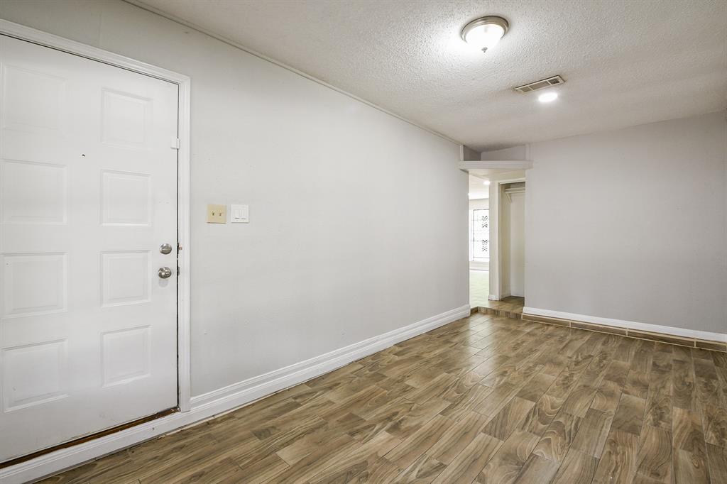 9923 Valley Sun Drive, Houston, Texas image 3