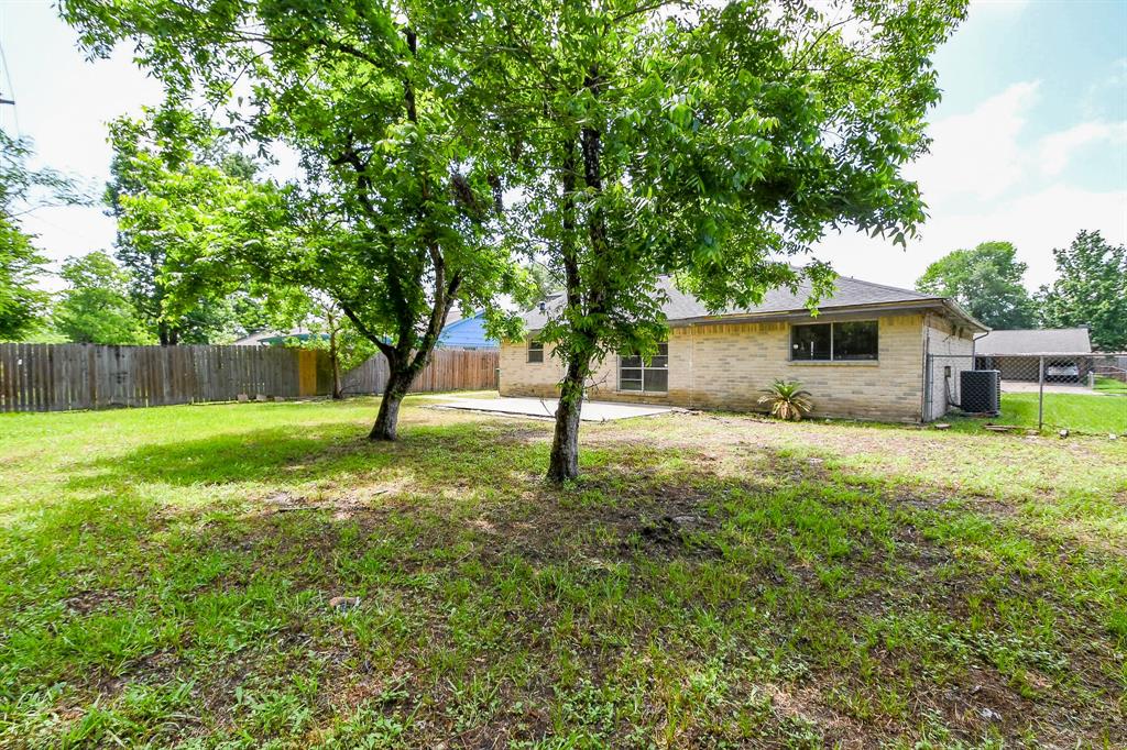 9923 Valley Sun Drive, Houston, Texas image 25
