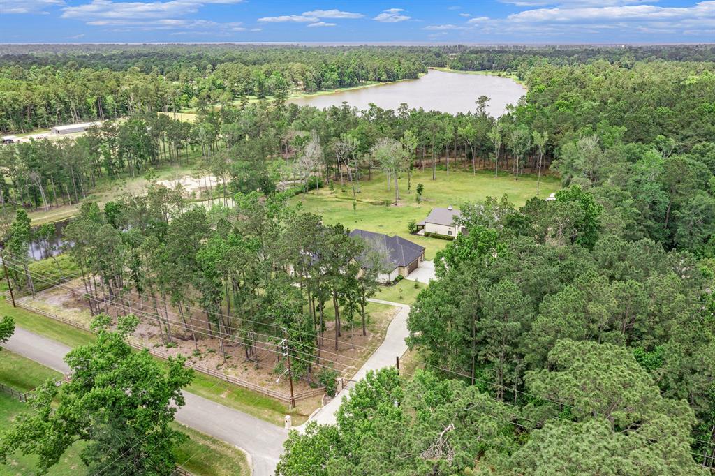 10102 Woodlane Boulevard, Magnolia, Texas image 47