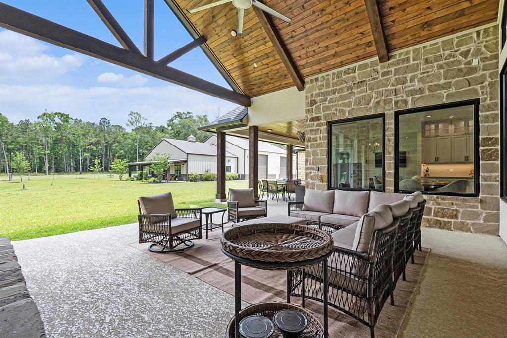10102 Woodlane Boulevard, Magnolia, Texas image 31