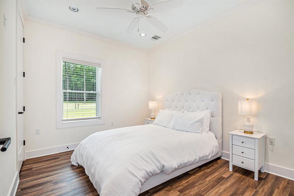 10102 Woodlane Boulevard, Magnolia, Texas image 38