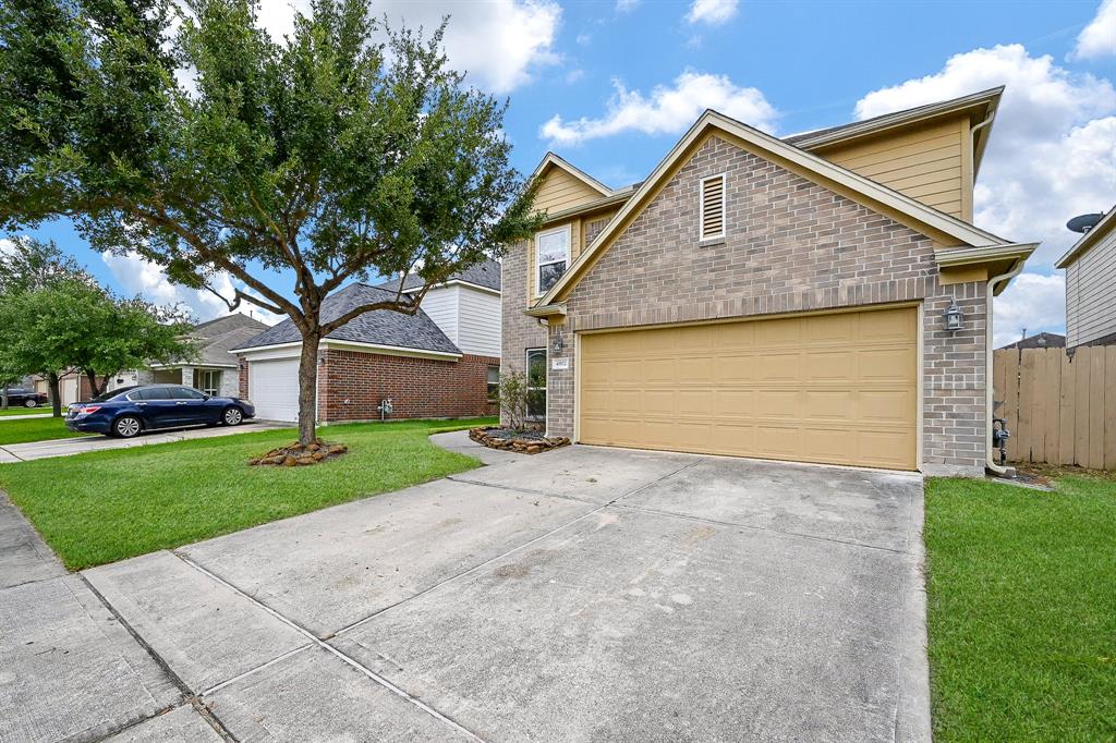 4902 Blue Spruce Hill Street