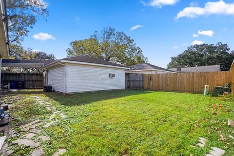 A home in League City