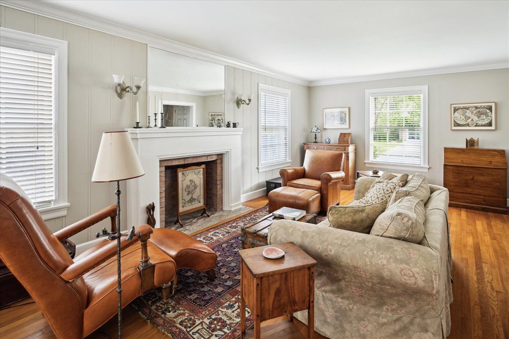 2016 Dryden Road