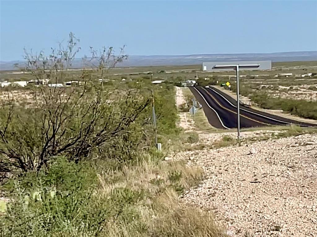 O Shafter Crossing Rd