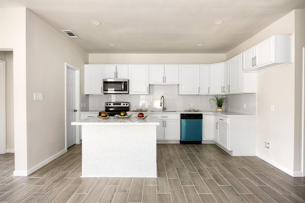 58 Road 5102 #L, Cleveland, Texas image 13
