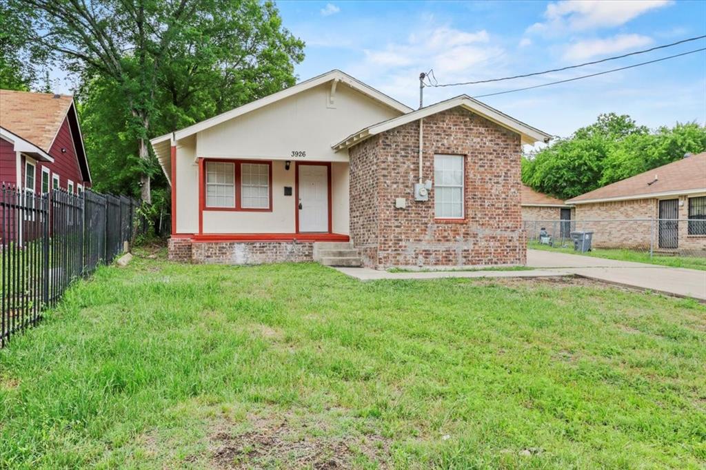 3926 S Denley Drive, Dallas, Texas image 2