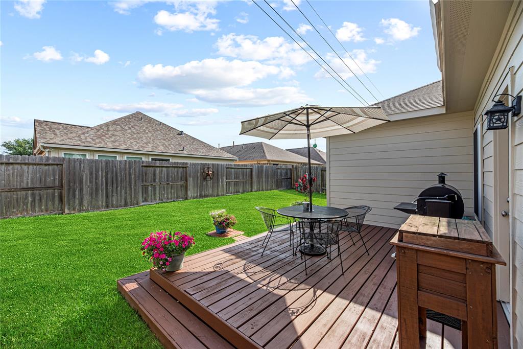 11210 Kingsnorth Drive, Tomball, Texas image 11