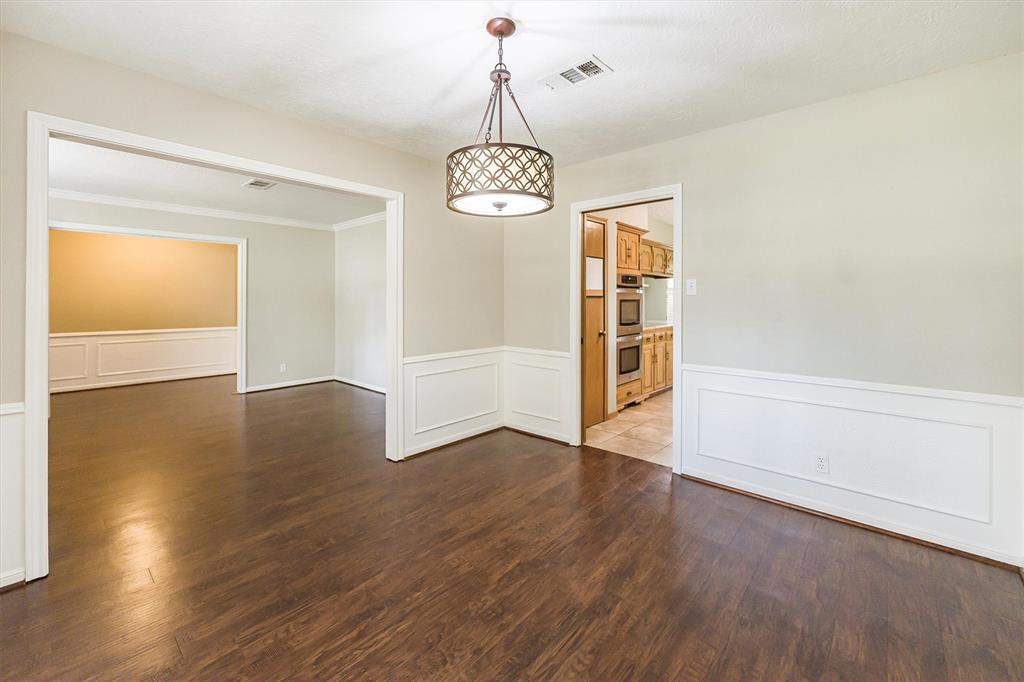 236 Pine Valley Street, Huntsville, Texas image 14