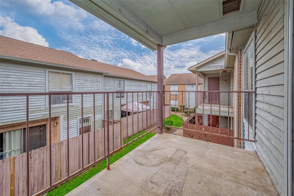 9350 Country Creek Drive #25, Houston, Texas image 21