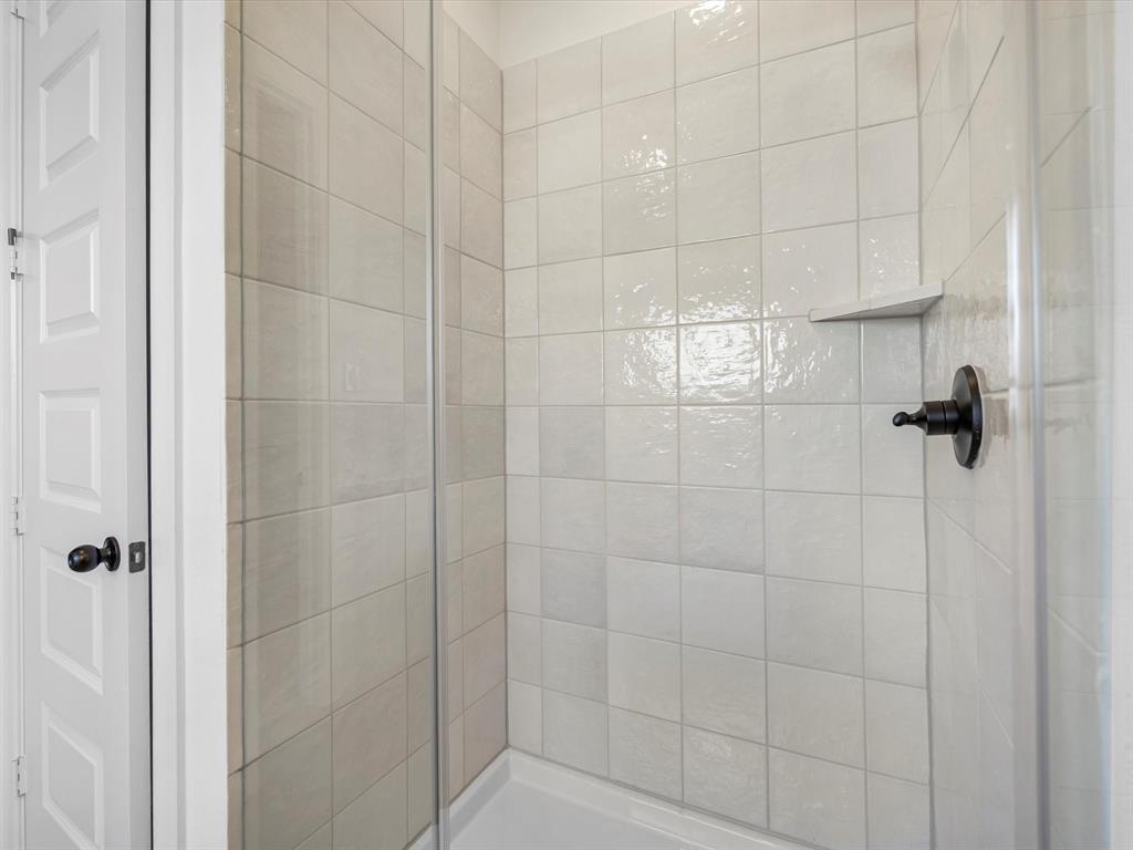 7235 Blue Gentiana Lane, Katy, Texas image 12