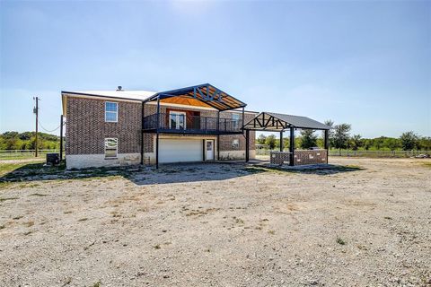 A home in Aquilla