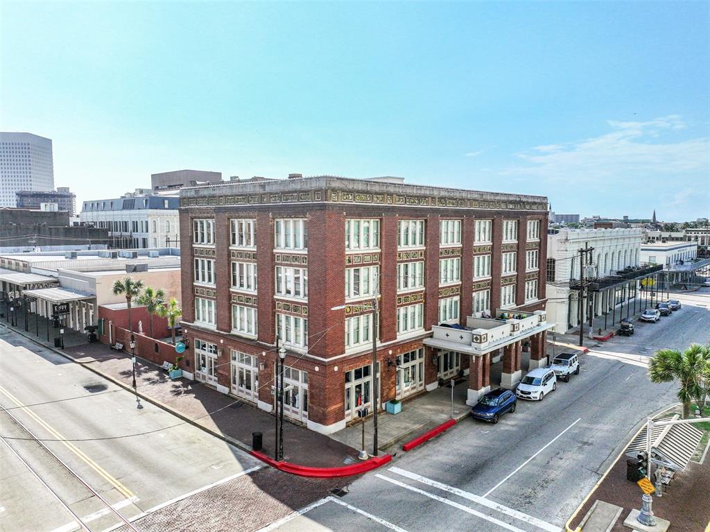 202 25th Street #202, Galveston, Texas image 1