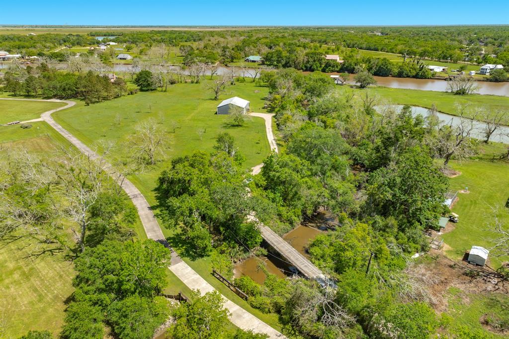 3142 County Road 309, Brazoria, Texas image 9