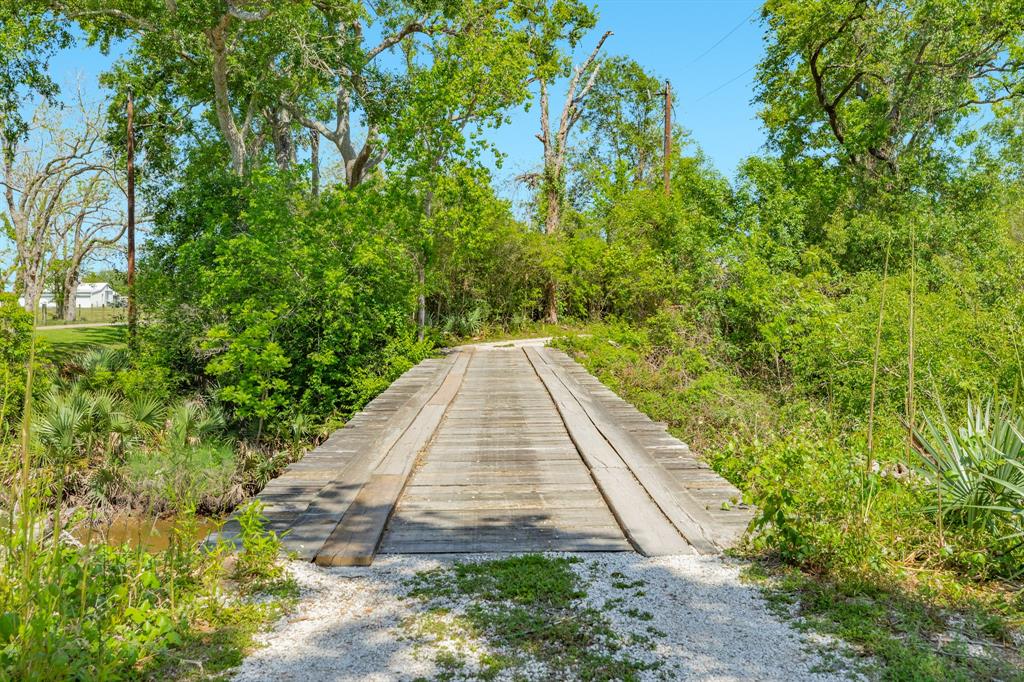 3142 County Road 309, Brazoria, Texas image 12