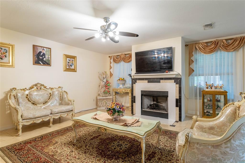 7323 Colony View Lane, Missouri City, Texas image 7
