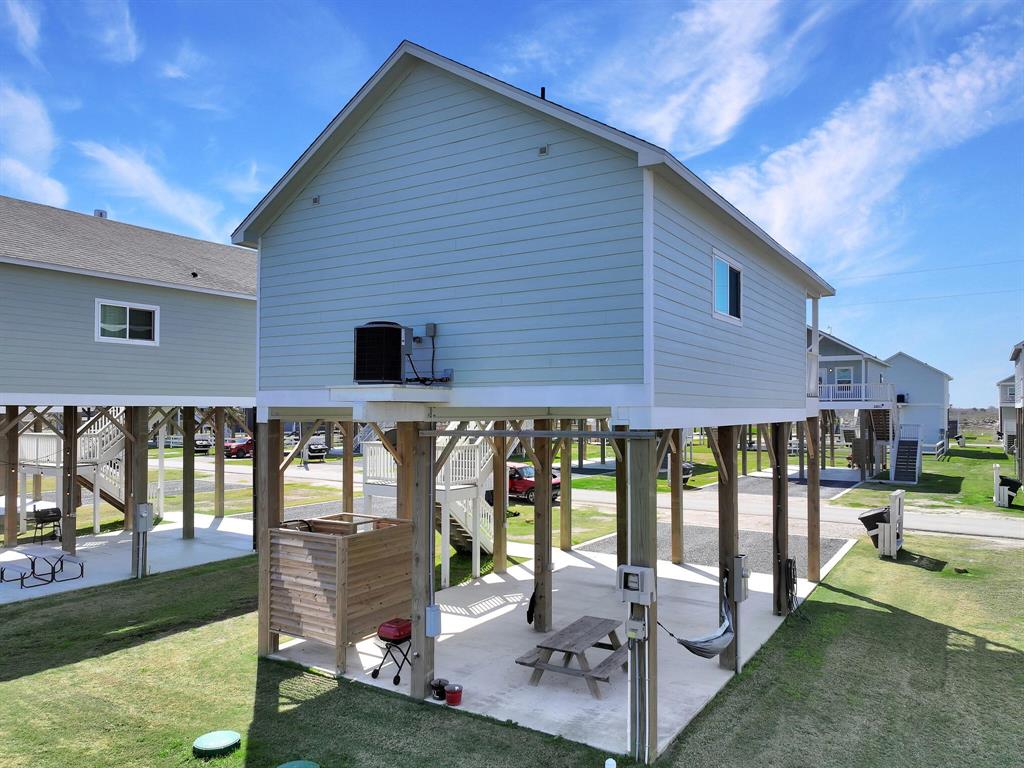 1086 Cedar Lane, Gilchrist, Texas image 8