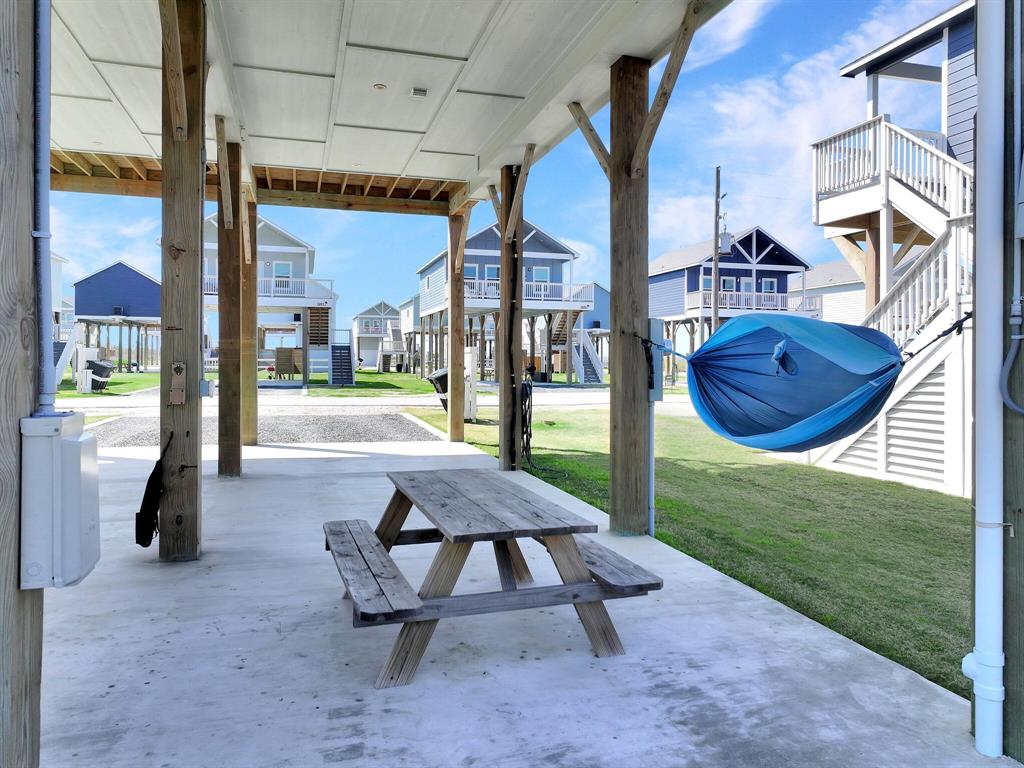 1086 Cedar Lane, Gilchrist, Texas image 12