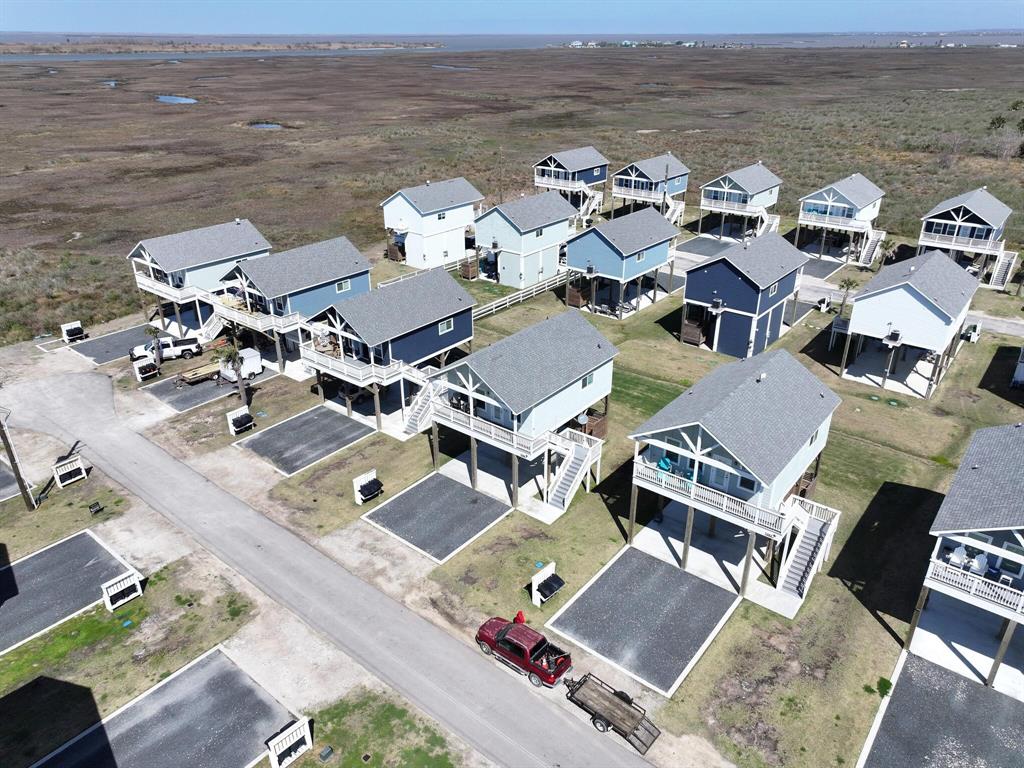1086 Cedar Lane, Gilchrist, Texas image 33