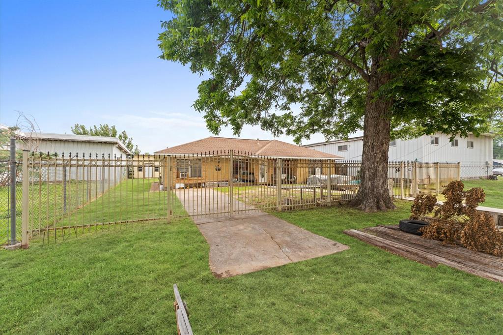 616 Leago Street, Houston, Texas image 2