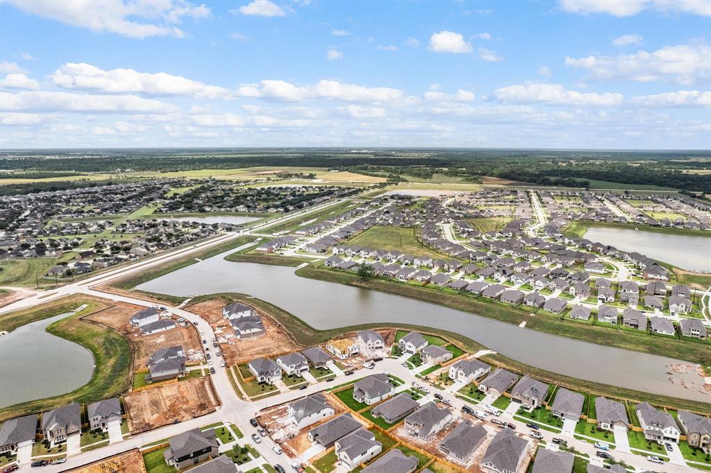 2610 Clapbread Lane, Rosenberg, Texas image 19