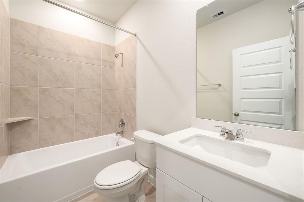 2610 Clapbread Lane, Rosenberg, Texas image 15