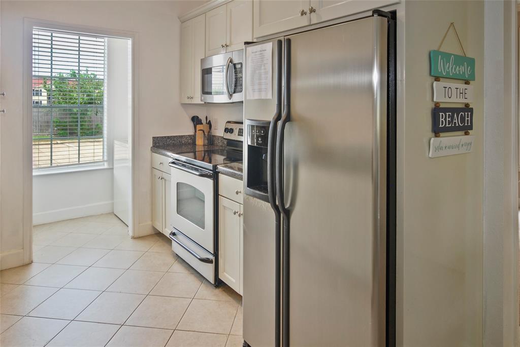 7000 Seawall Boulevard #411, Galveston, Texas image 8
