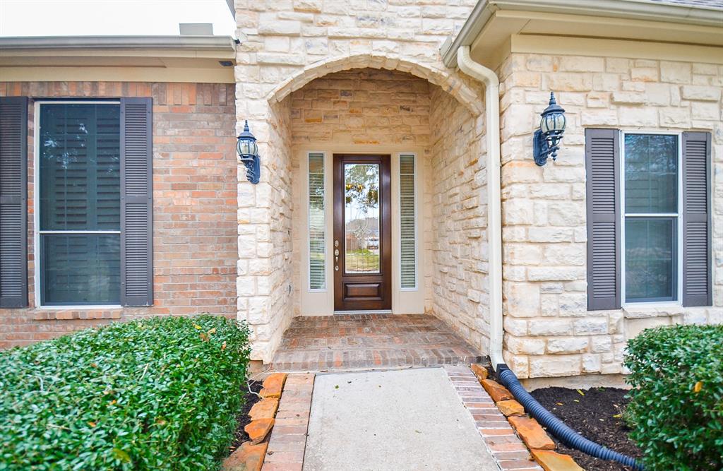 2314 Haven Manor Court, Sugar Land, Texas image 3