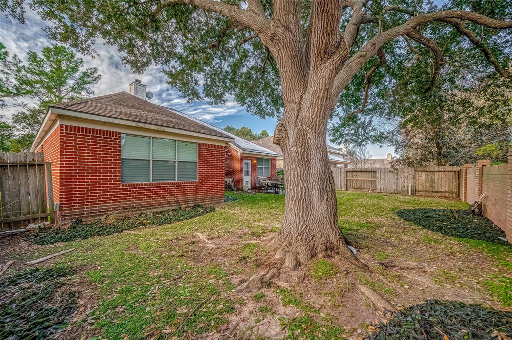 5707 Brigstone Park Drive, Katy, Texas image 46