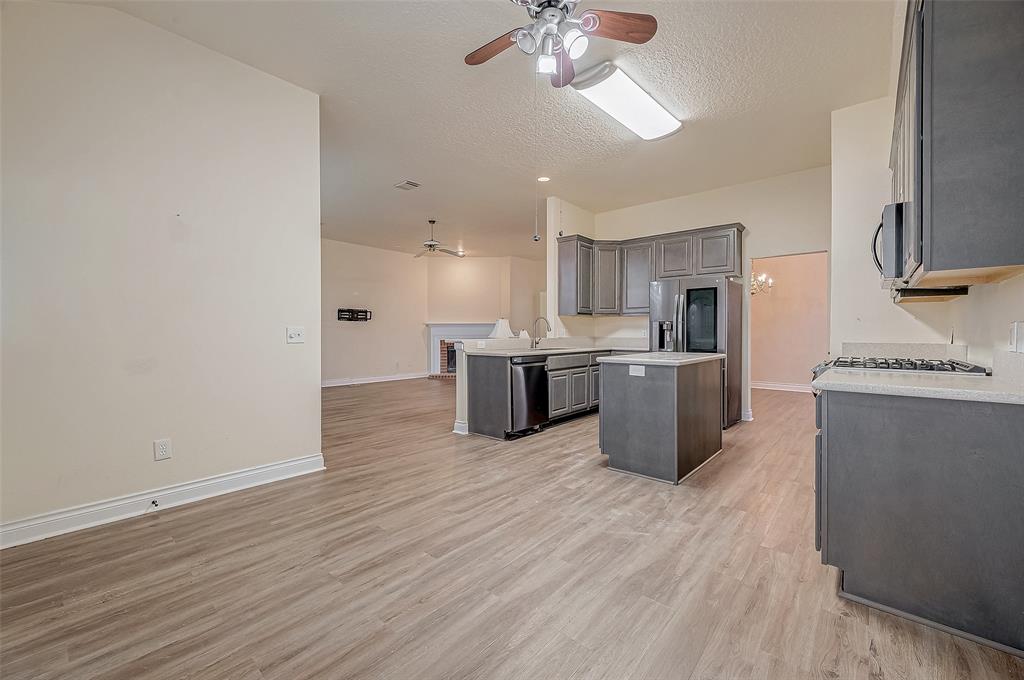 5707 Brigstone Park Drive, Katy, Texas image 22