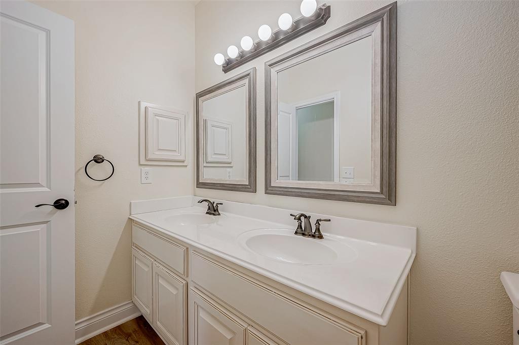 5707 Brigstone Park Drive, Katy, Texas image 31