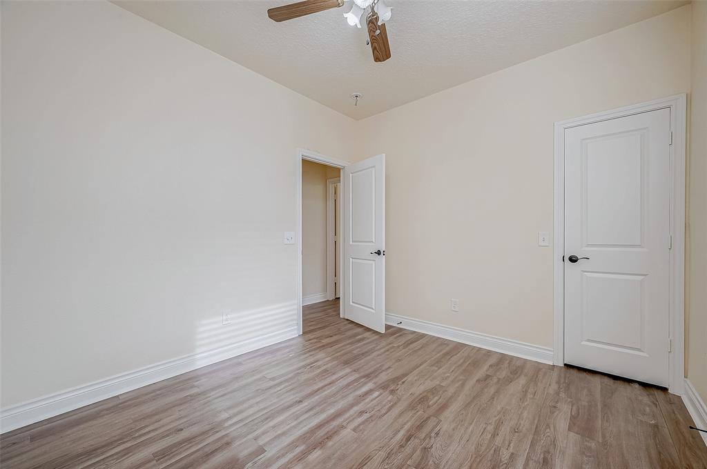 5707 Brigstone Park Drive, Katy, Texas image 27