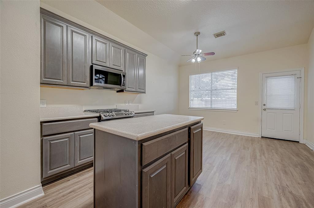 5707 Brigstone Park Drive, Katy, Texas image 20