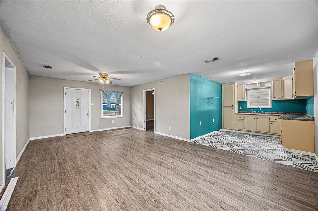 1824 Reese Street #4G, Liberty, Texas image 4