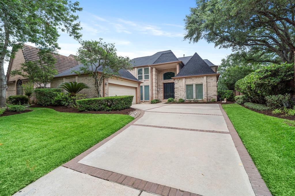 431 Lakeside Boulevard