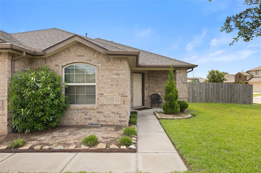 21 Santa Clara Drive, Manvel, Texas image 4