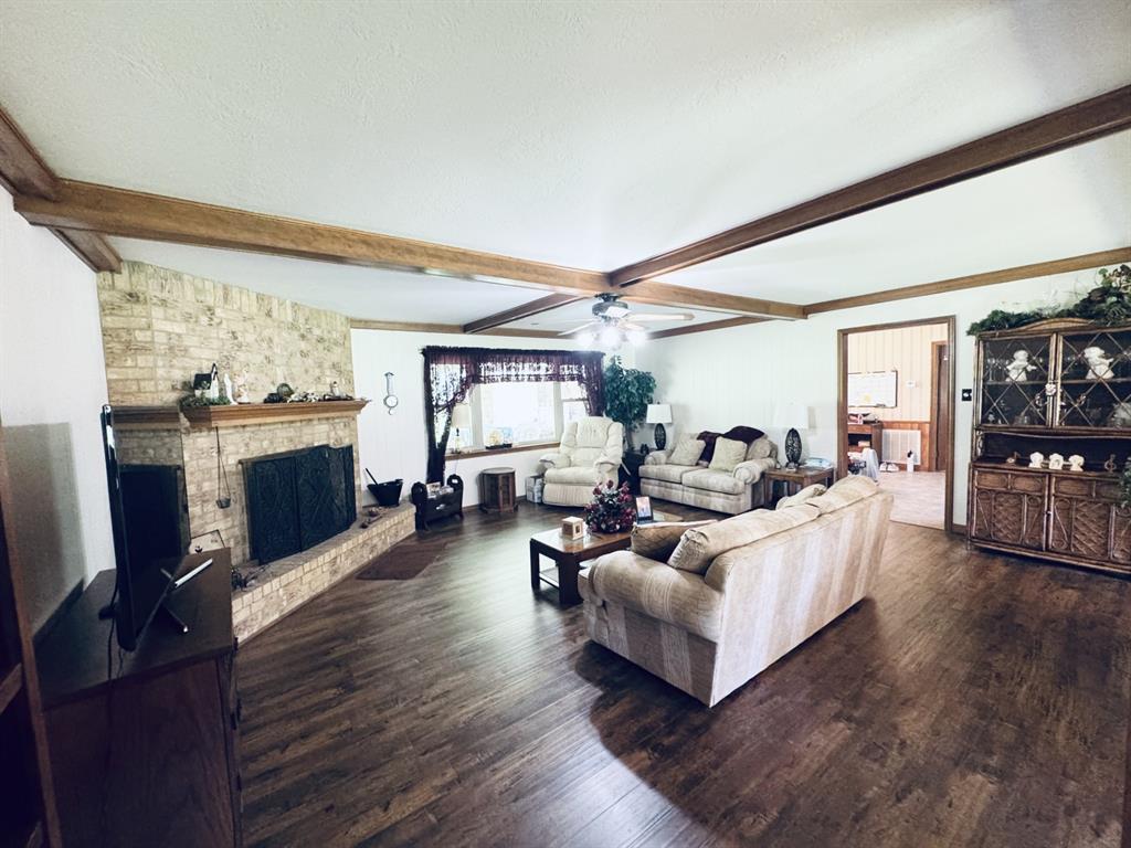 141 County Road 2093
