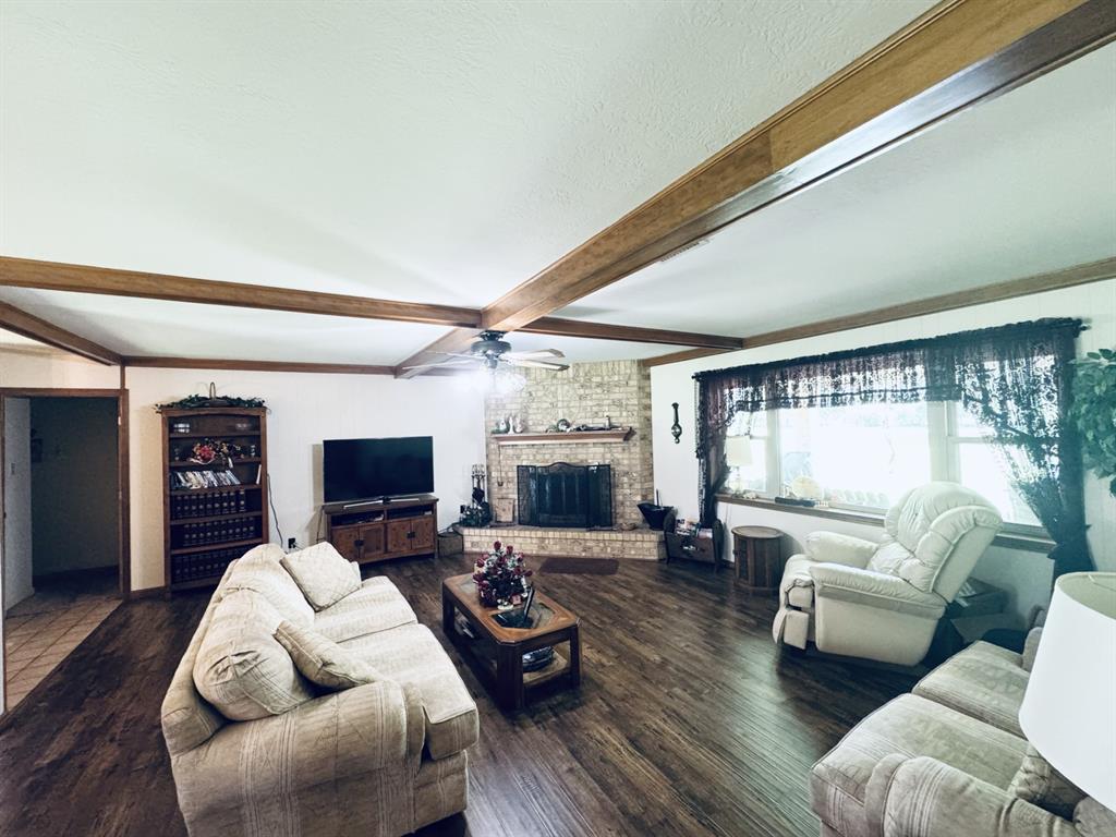 141 County Road 2093