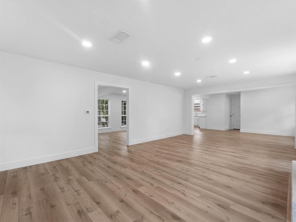 9414 Stockport Drive, Spring, New York image 8
