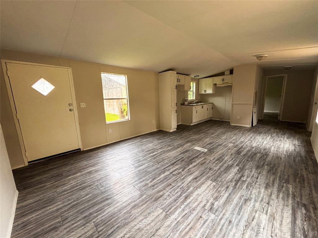 253 County Road 320, Cleveland, Texas image 6