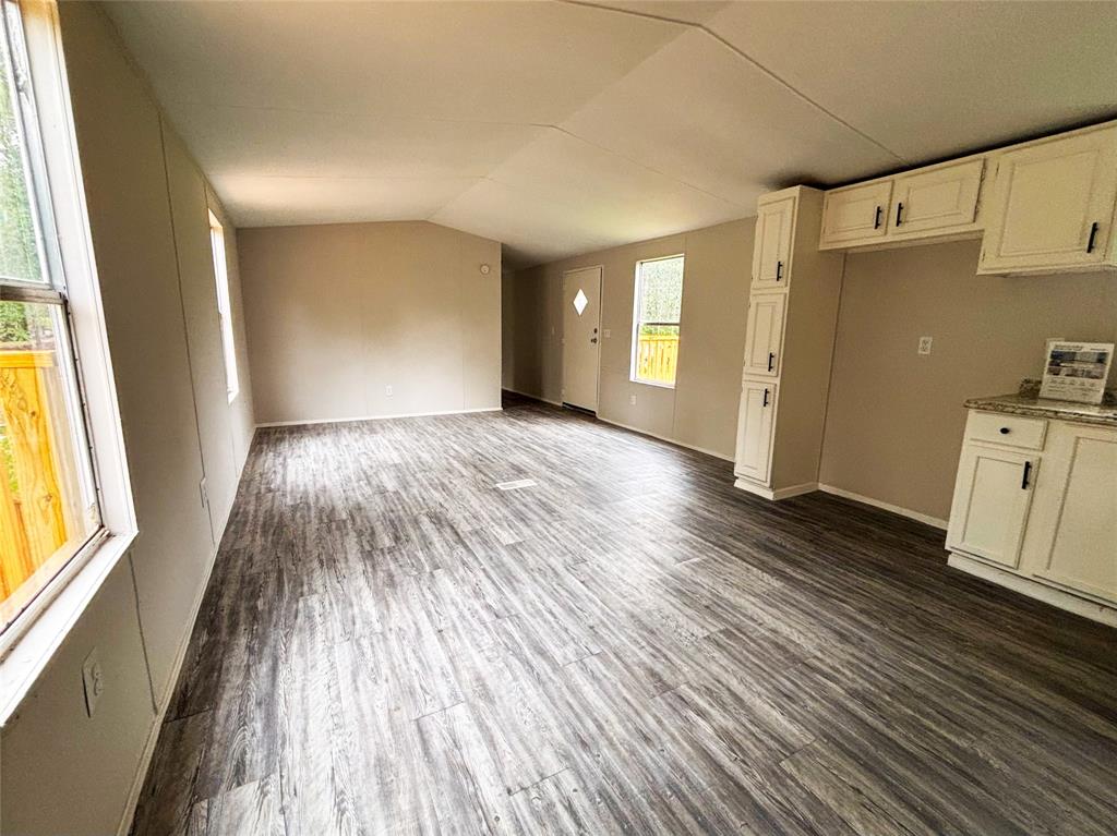 253 County Road 320, Cleveland, Texas image 4
