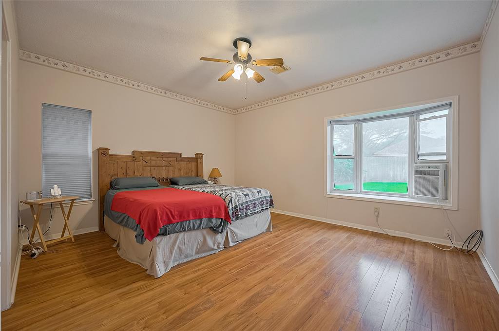 20011 Doherty Circle, Katy, Texas image 32