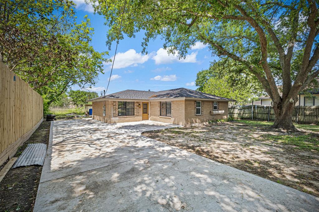 638 Cleo Street, Fresno, Texas image 17